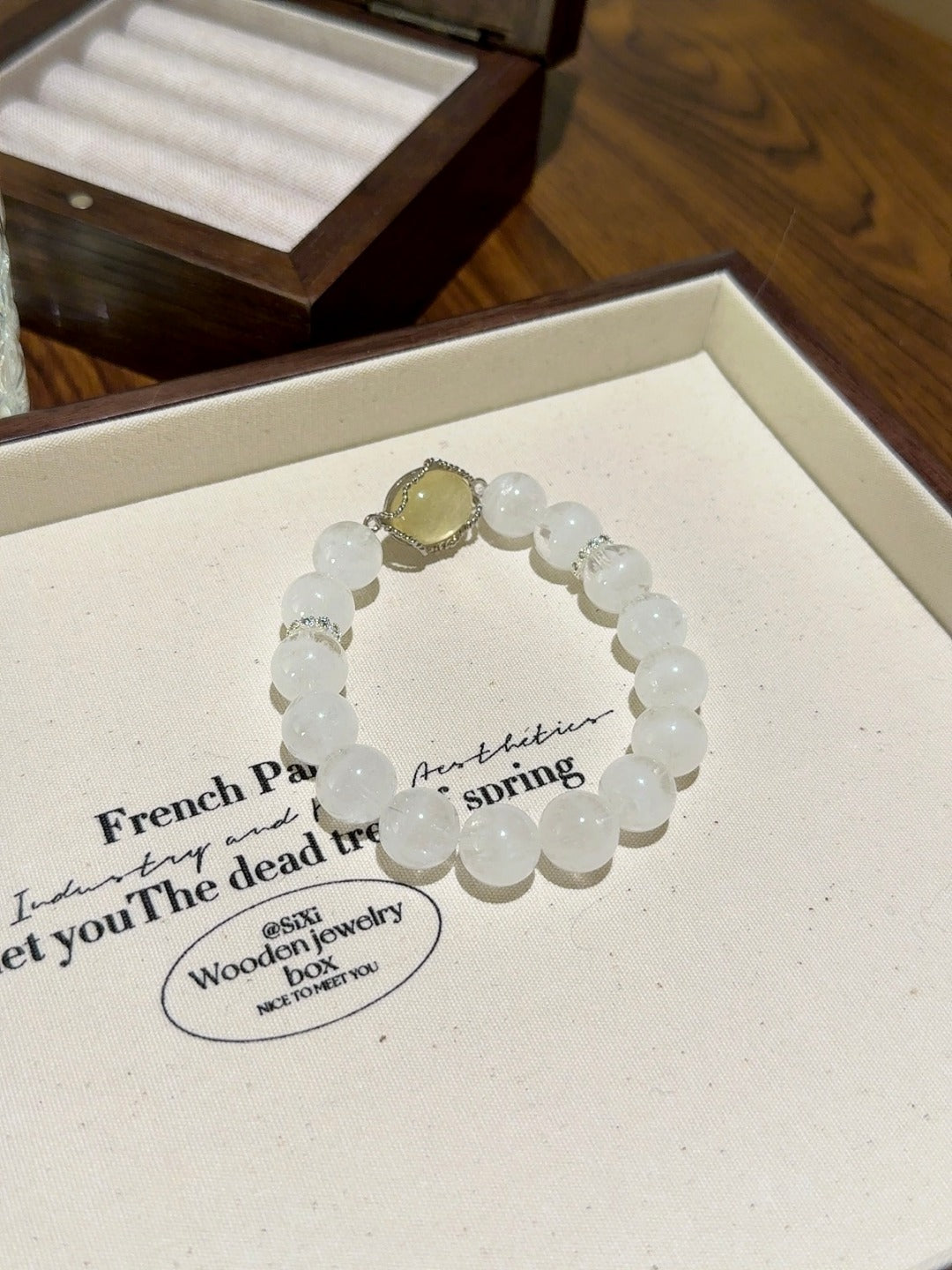 ▫️▪️ White Ghost Citrine Box Bracelet